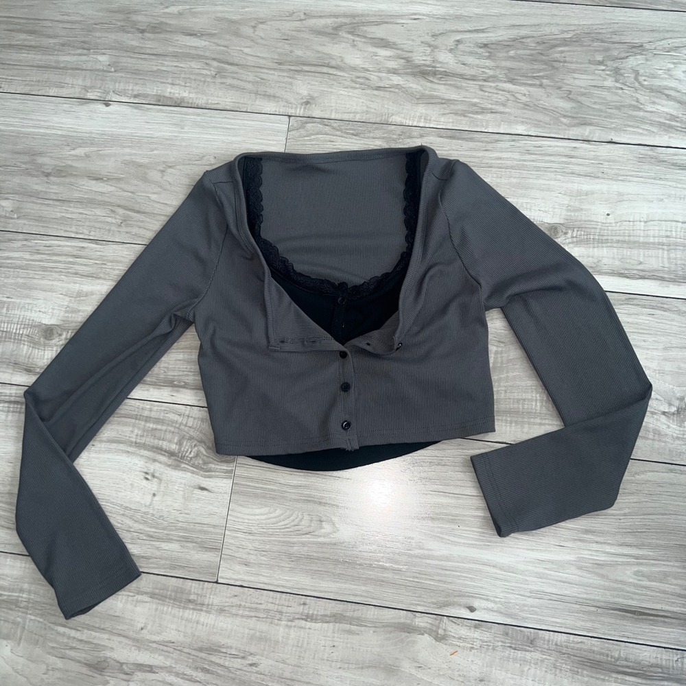 Dazy Women Charcoal Grey Ribbed 2-in-1 Cropped Cardigan Lace Trim Top Size M
